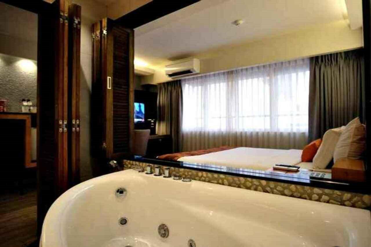 Cuarto Hotels Cebu Екстериор снимка
