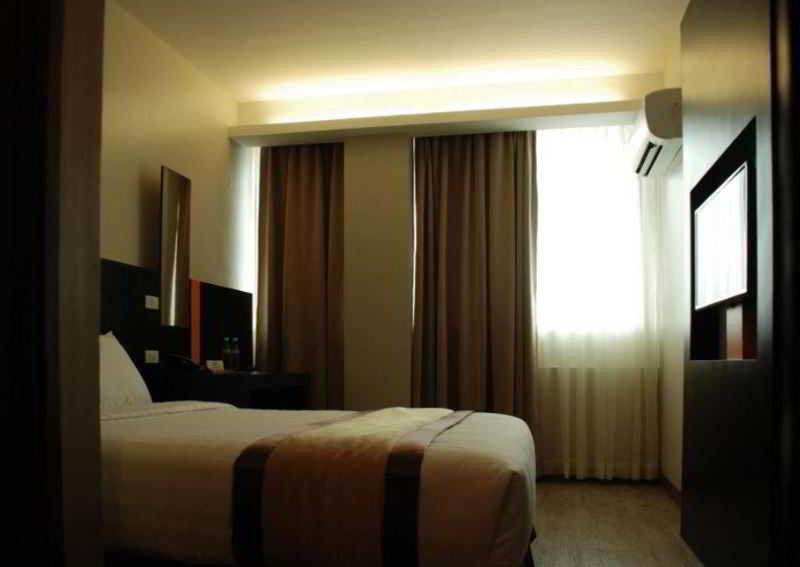 Cuarto Hotels Cebu Екстериор снимка
