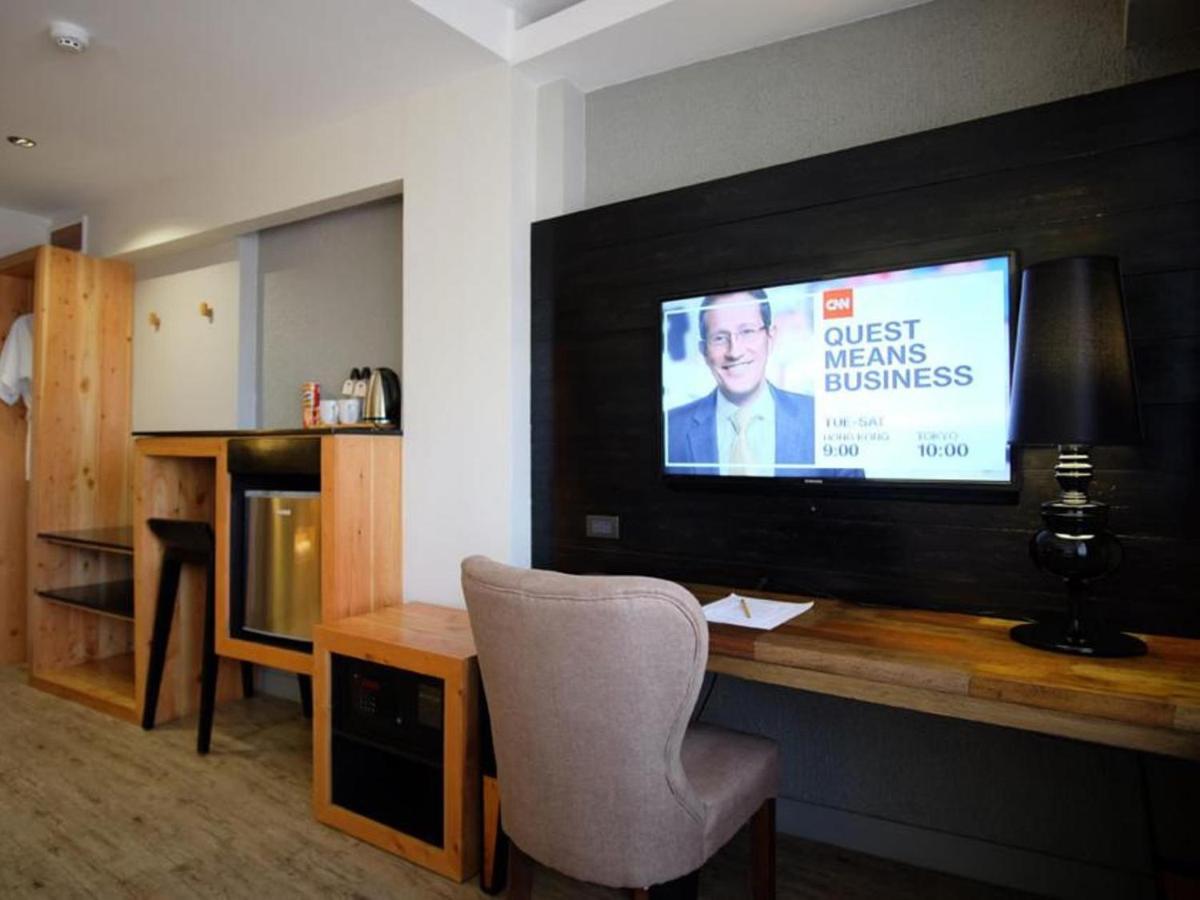 Cuarto Hotels Cebu Екстериор снимка